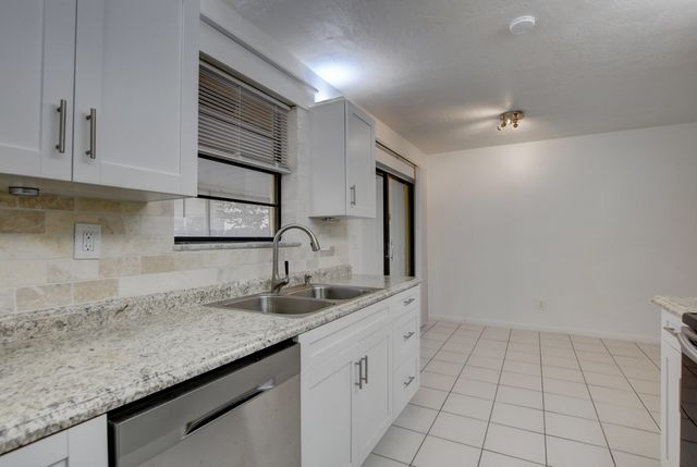 12449 Westhampton Circle, Wellington, FL 33414