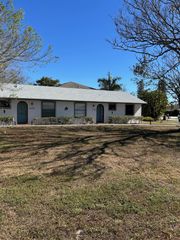 12449 Westhampton Circle, Wellington, FL 33414