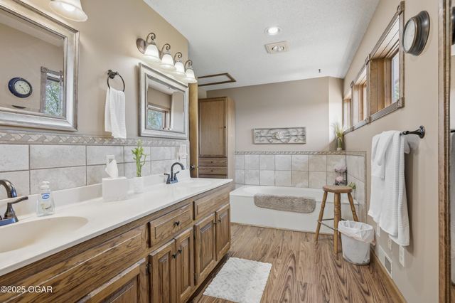 29865 State Highway YY, Carl Junction, MO 64834