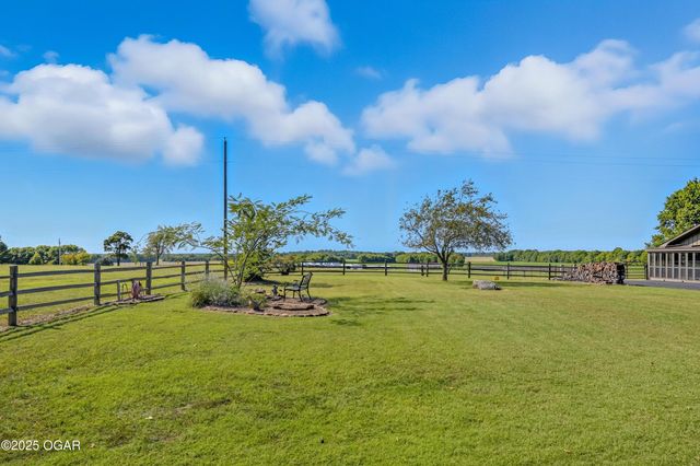 29865 State Highway YY, Carl Junction, MO 64834