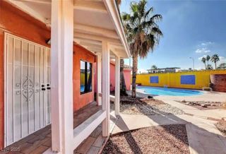 6880 Edna Avenue, Las Vegas, NV 89146