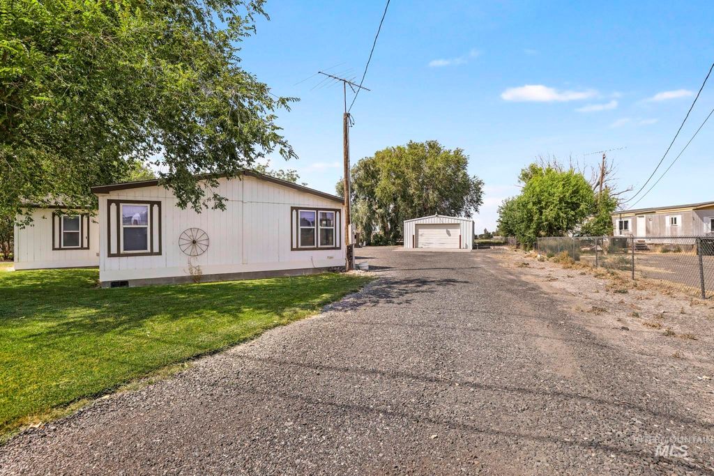 1506 E 4150 N, Buhl, ID 83316 photo 1
