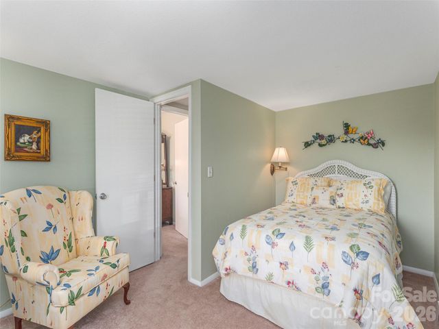 21 Flint Lane, Maggie Valley, NC 28751