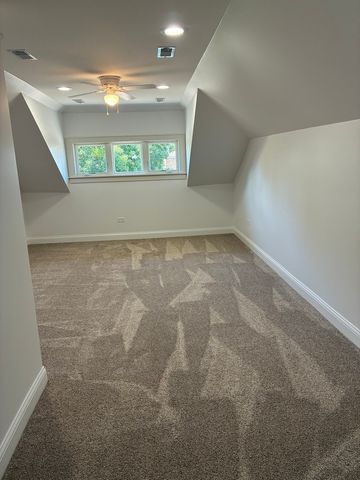10611 S Claremont Avenue, Chicago, IL 60643