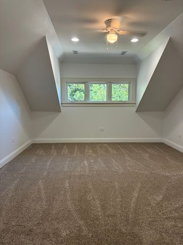 10611 S Claremont Avenue, Chicago, IL 60643