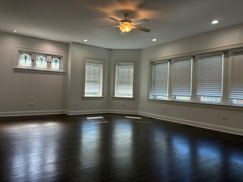 10611 S Claremont Avenue, Chicago, IL 60643 — photo 2