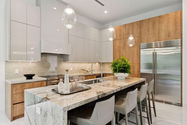 289 NW 11th Street, Boca Raton, FL 33432