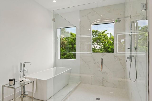 289 NW 11th Street, Boca Raton, FL 33432