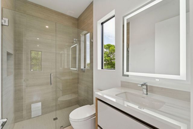 289 NW 11th Street, Boca Raton, FL 33432