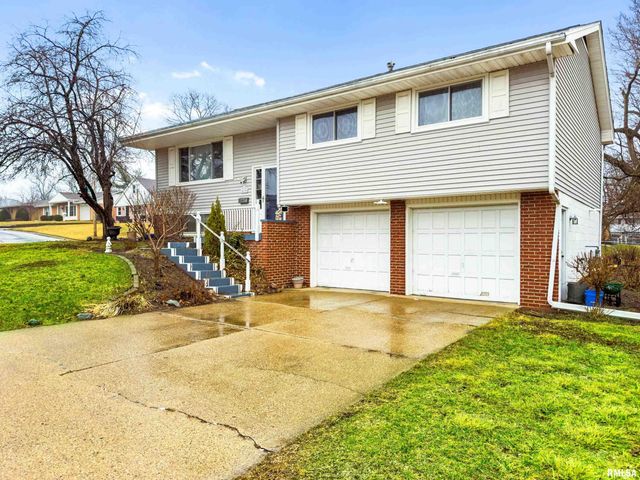 4110 N BROOKDALE Place, Peoria, IL 61614