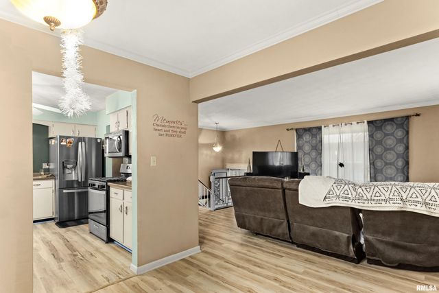 4110 N BROOKDALE Place, Peoria, IL 61614