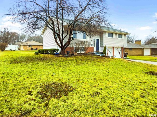 4110 N BROOKDALE Place, Peoria, IL 61614