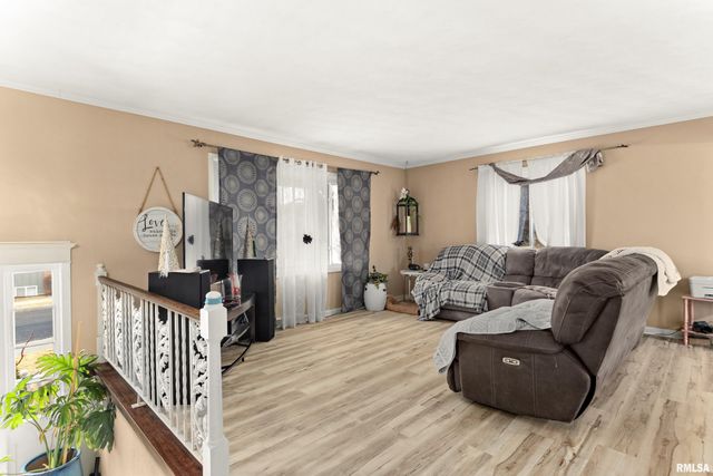 4110 N BROOKDALE Place, Peoria, IL 61614