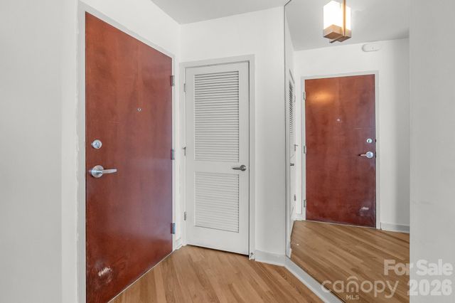 210 N Church Street 3111, Charlotte, NC 28202