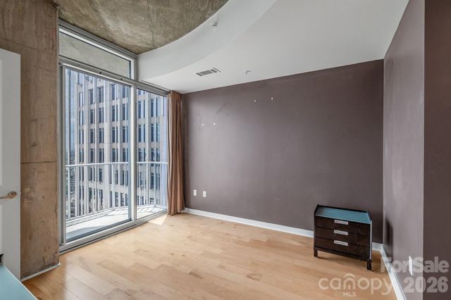 210 N Church Street 3111, Charlotte, NC 28202