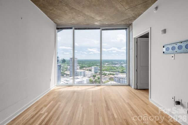 210 N Church Street 3111, Charlotte, NC 28202