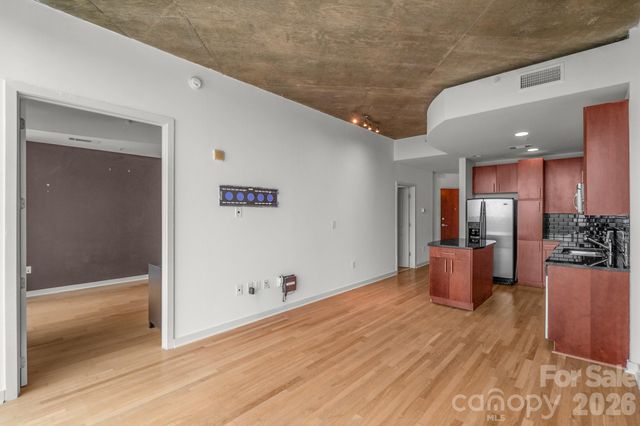 210 N Church Street 3111, Charlotte, NC 28202