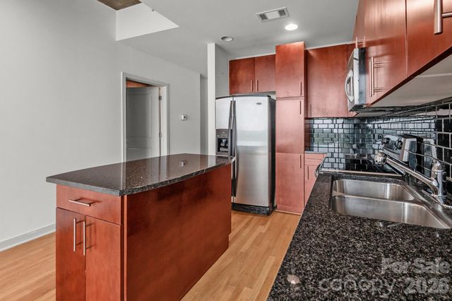 210 N Church Street 3111, Charlotte, NC 28202