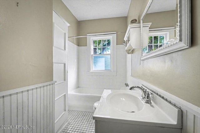 3844 PARK Street, Jacksonville, FL 32205