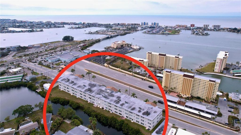 Image 29 of property listing at 4455 DUHME ROAD 203, St Petersburg, FL 33708