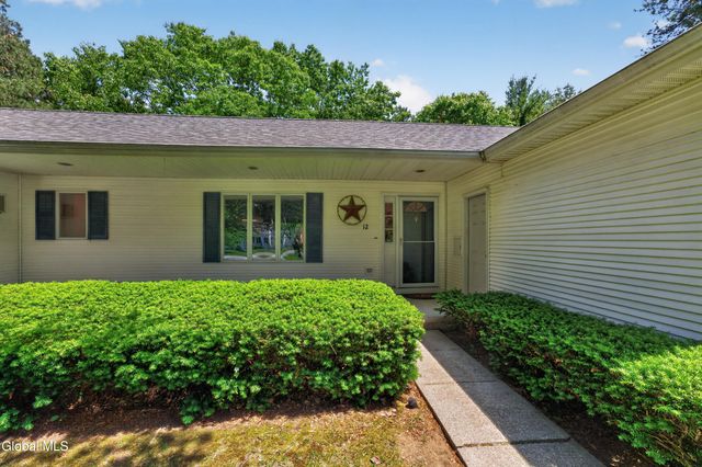 12 Lancestire Drive, Queensbury, NY 12804