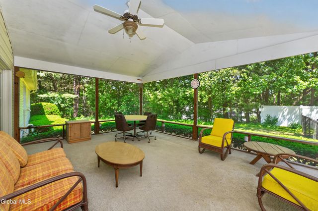 12 Lancestire Drive, Queensbury, NY 12804