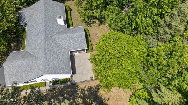 12 Lancestire Drive, Queensbury, NY 12804