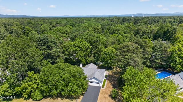 12 Lancestire Drive, Queensbury, NY 12804