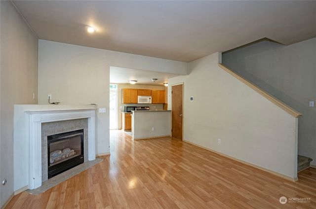 11525 7th Avenue Ct E, Tacoma, WA 98445
