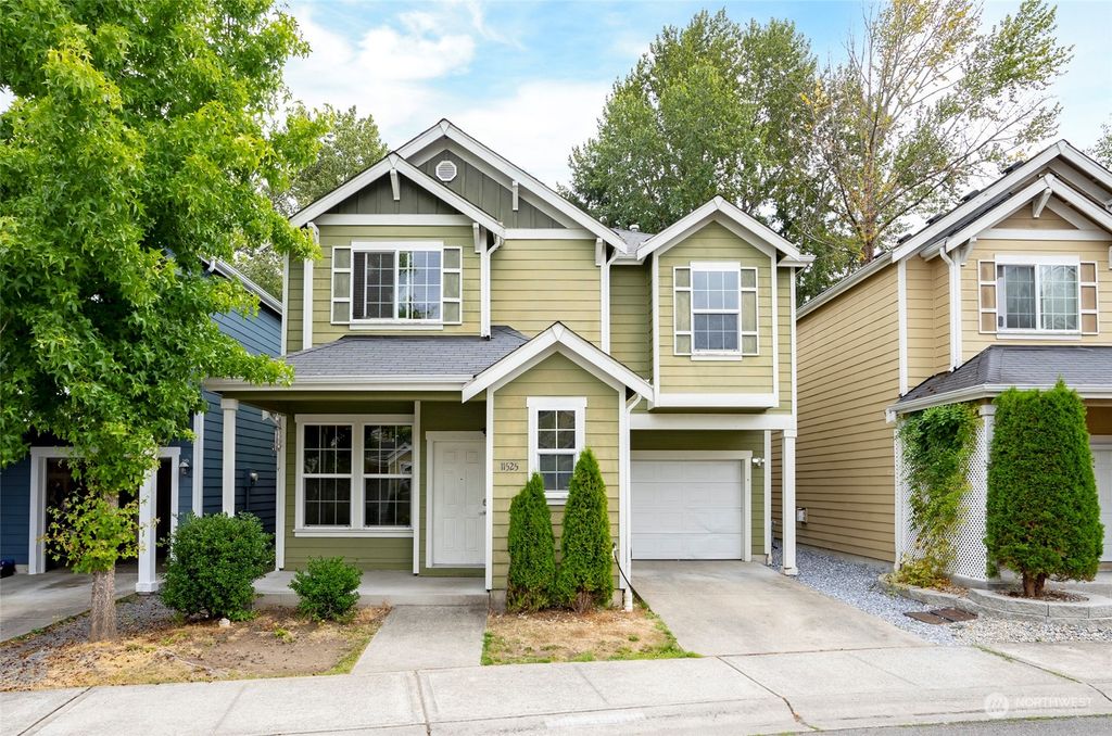 11525 7th Avenue Ct E, Tacoma, WA 98445