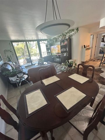 1201 River Reach Drive 202, Fort Lauderdale, FL 33315