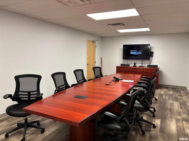 5430 SHERIDAN Street, Davenport, IA 52806