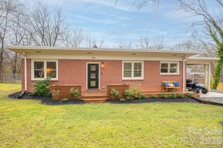 335 E sumner Street, Lincolnton, NC 28092