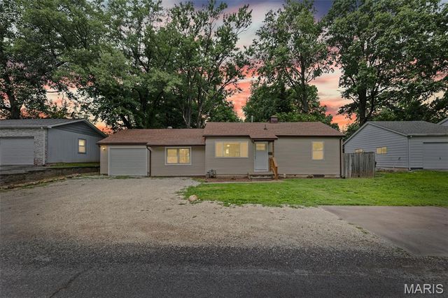 1621 La Salle Street, Belleville, IL 62221