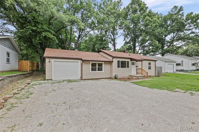1621 La Salle Street, Belleville, IL 62221