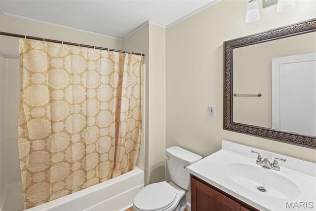 1621 La Salle Street, Belleville, IL 62221