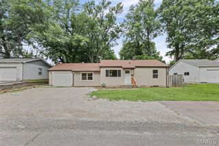 1621 La Salle Street, Belleville, IL 62221