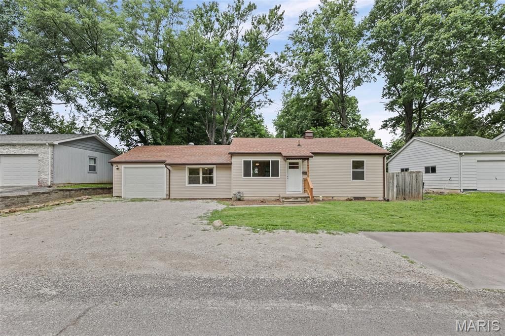 1621 La Salle Street, Belleville, IL 62221