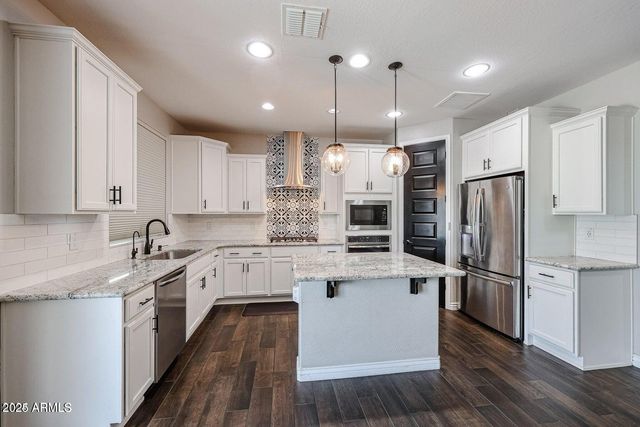 9553 W DONALD Drive, Peoria, AZ 85383