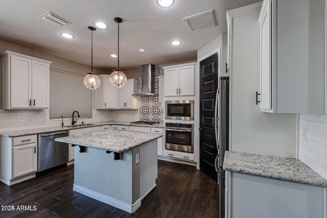 9553 W DONALD Drive, Peoria, AZ 85383