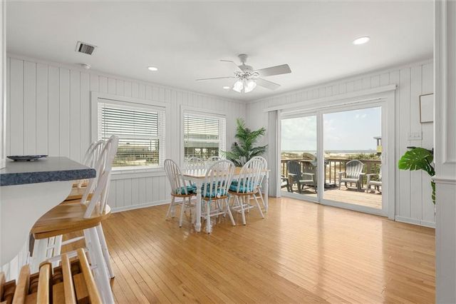 102 Ponchartrain Court, Dauphin Island, AL 36528