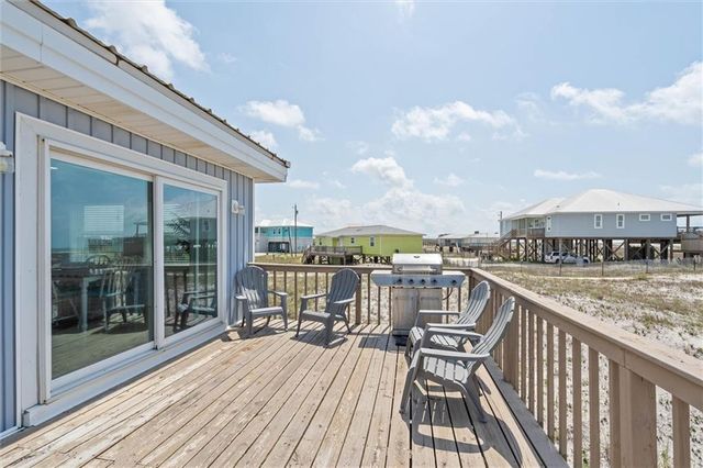 102 Ponchartrain Court, Dauphin Island, AL 36528