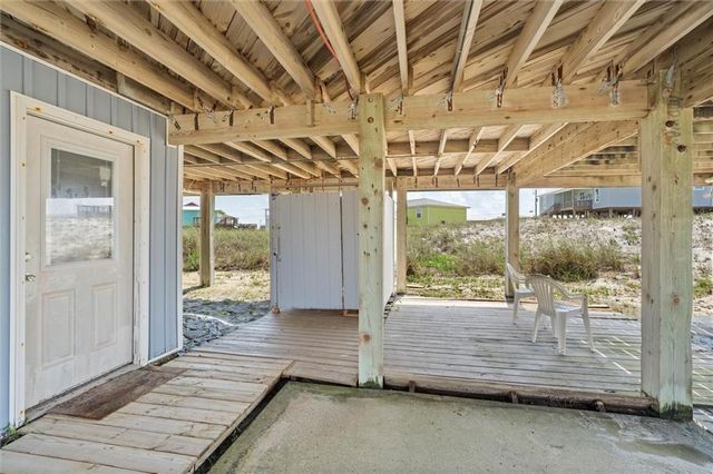 102 Ponchartrain Court, Dauphin Island, AL 36528