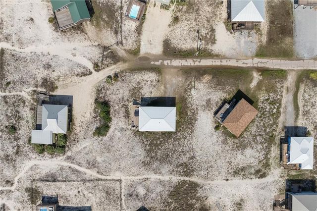 102 Ponchartrain Court, Dauphin Island, AL 36528