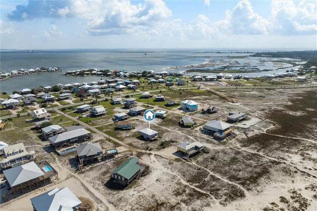 102 Ponchartrain Court, Dauphin Island, AL 36528