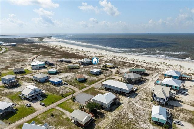 102 Ponchartrain Court, Dauphin Island, AL 36528