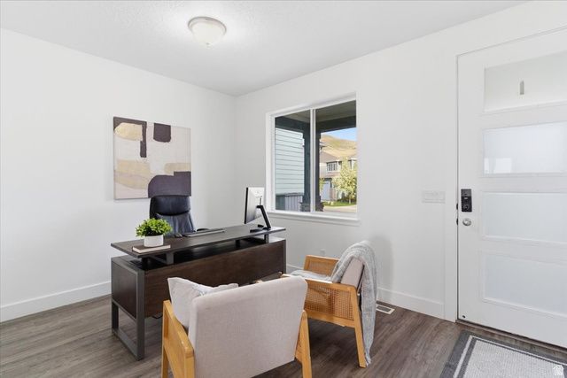 340 E BELLA VIDA DR, North Salt Lake, UT 84054