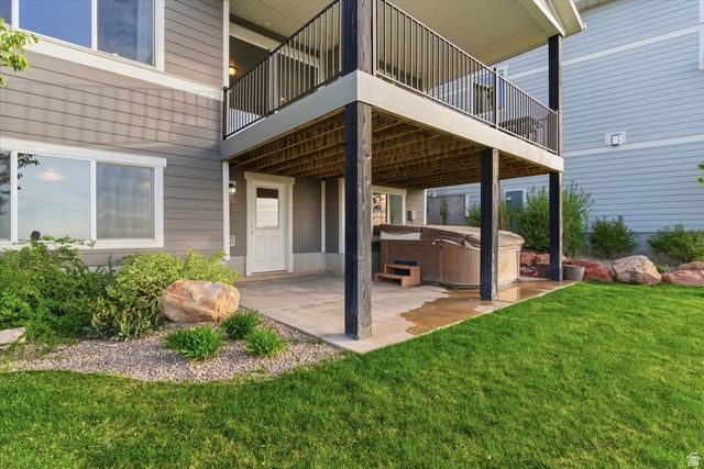 340 E BELLA VIDA DR, North Salt Lake, UT 84054