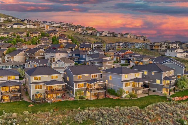 340 E BELLA VIDA DR, North Salt Lake, UT 84054