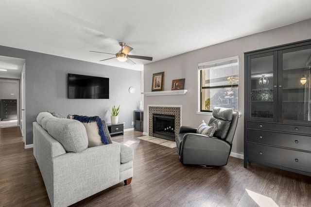 966 Apricot Avenue, Campbell, CA 95008